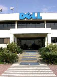 •تستعين حلول التخزين الجديدة من Dell بمصفوفات تتيح إمكانية استخدام وسائط التخزين المتنقلة (الفلاش)، وذلك من أجل تحسين أداء التطبيقات بشكل أفضل بثلاث مرات من الأداء الحالي.