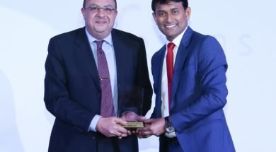 Tarek Helmy receives the ‘Data Centre Solutions Vendor of the Year’