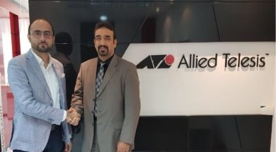 Sabbahuddin Khan of Allied Telesis Middle East with Sami Abdou of Easa Husain Al-Yousifi & Sons (L to R)